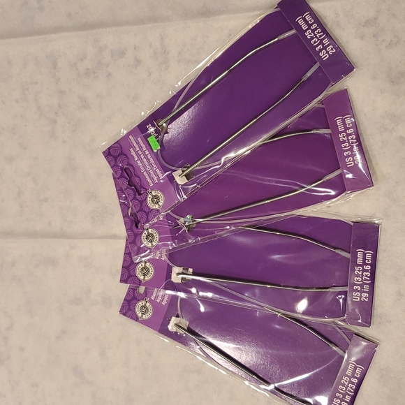 ALUMINUM CIRCULAR NEEDLES - Picture 1 of 2